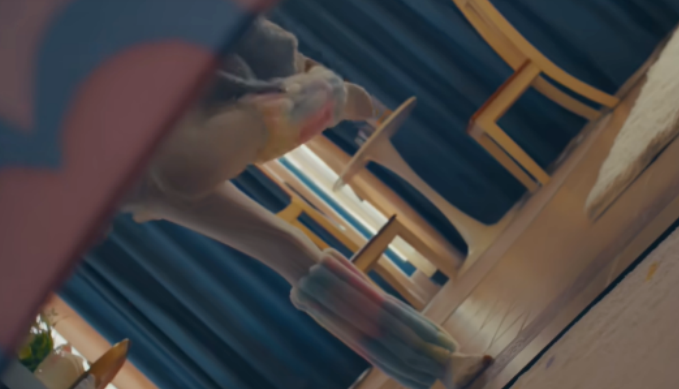 国产游戏&ldquo;偷窥&rdquo;尺度太大？刚登顶爆火就被举报下架到底冤不冤？